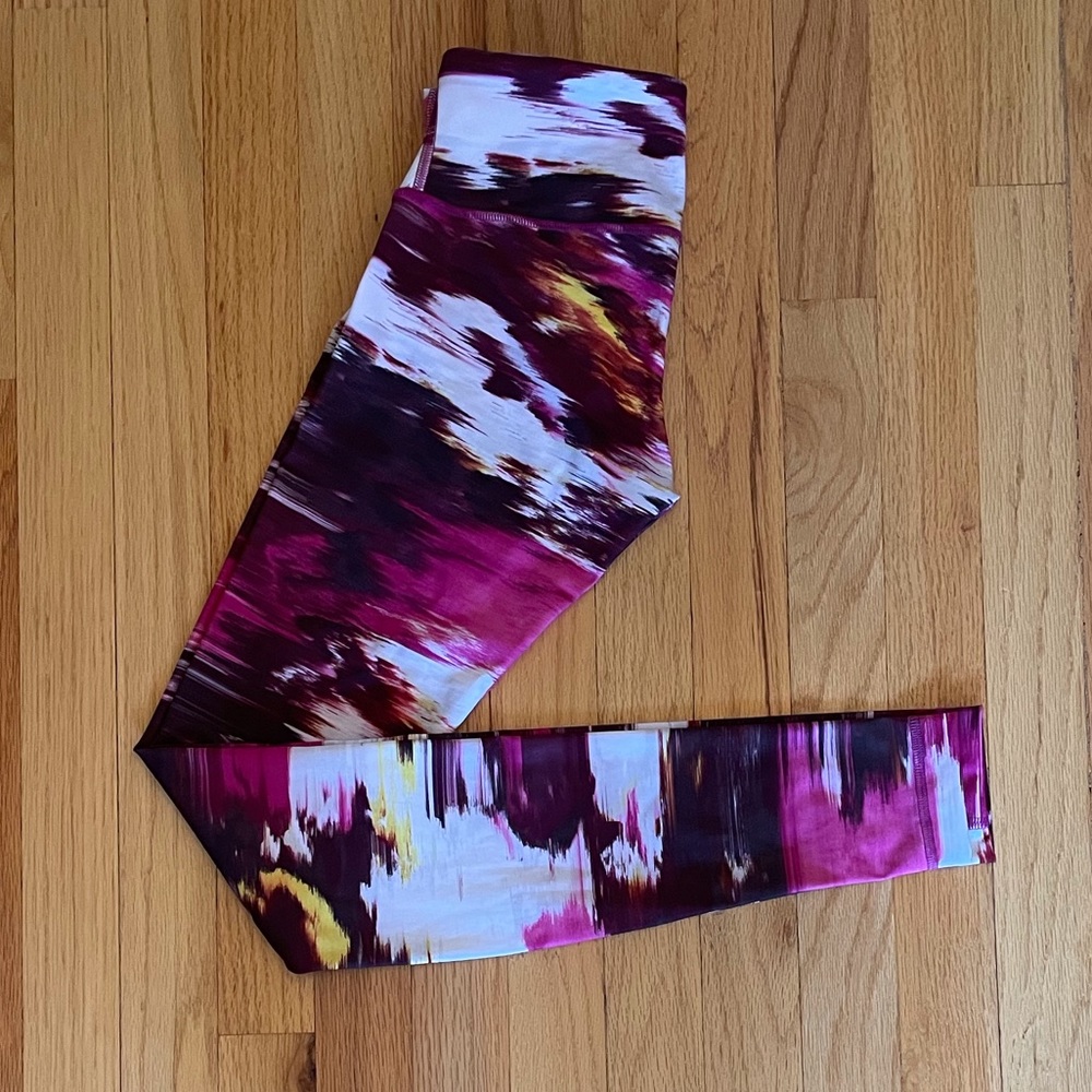 LULULEMON leggings 28” sz 4